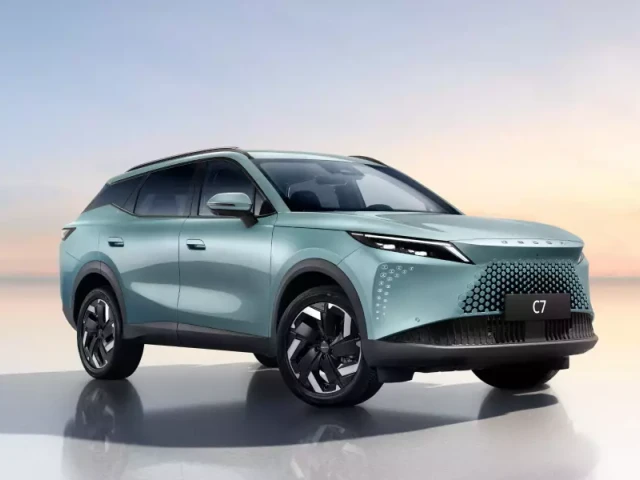 Новый кроссовер Omoda C7: Вся информация для российского рынка