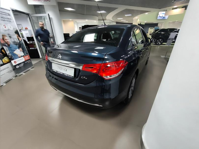Заключительный экземпляр Citroen C4, произведенный в Калуге, доступен для покупки
