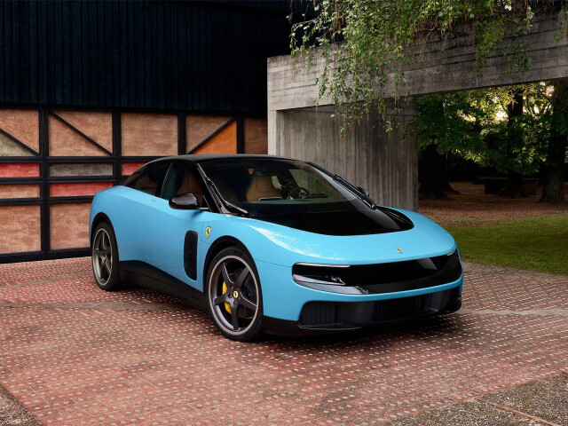 Первый электрокар Ferrari Luce вызвал бурю критики в Италии