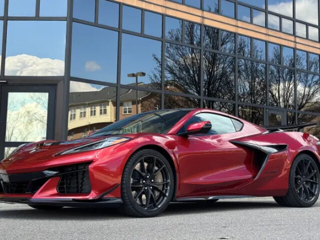 Интерьер Chevrolet Corvette ZR1X говорит сам за себя