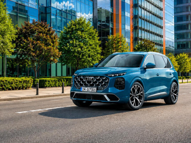 Новый Audi Q7 удивил проекционными поворотниками, дверями с автоприводом и «кино» в фонарях