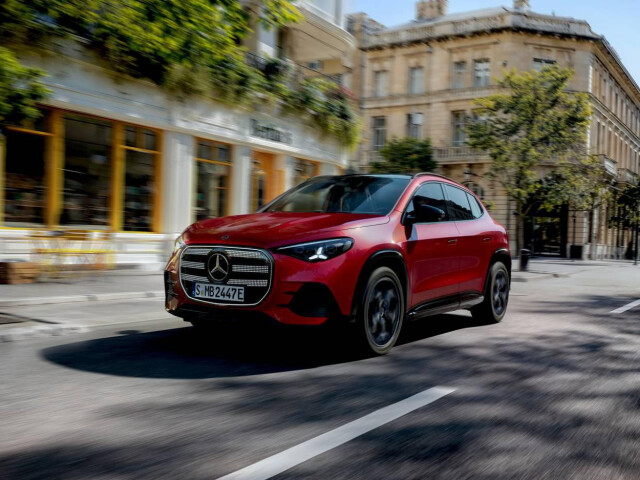 Mercedes-Benz показал новый GLA: электрические версии, ИИ и интерьер в духе S-Class