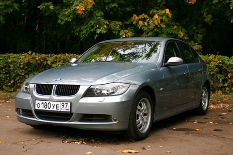 BMW 320i