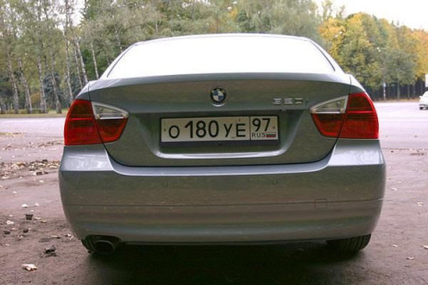 BMW 320i