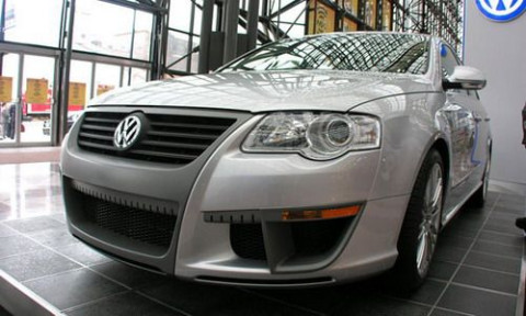 VW Passat R-GT