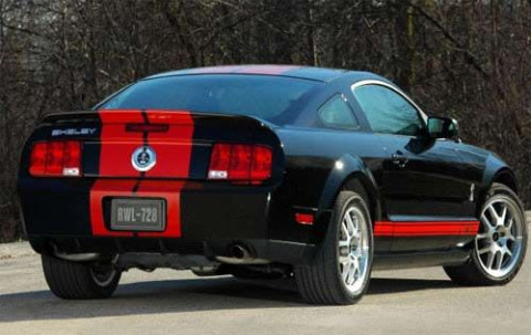 Ford Shelby GT500 Red Stripe