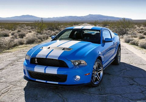 Изменения ждут и новейший Mustang Shelby GT500. Вместо «восьмёрки» 5.4 (540 л.с., 690 Н•м) у этой версии будет V8 5.0 семейства Coyote, также оснащённый приводным нагнетателем.