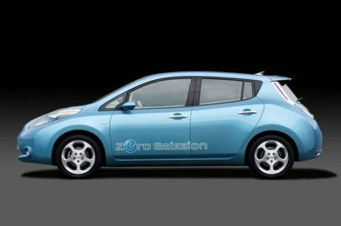 Nissan  Leaf