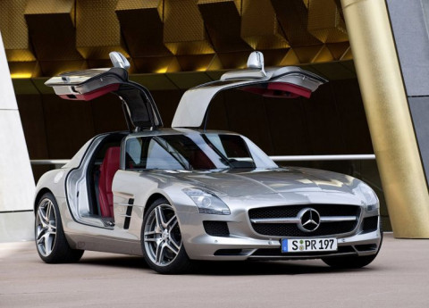 Mercedes-Benz SLS AMG