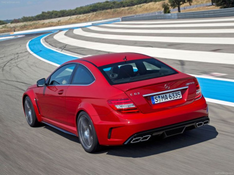 Mercedes-Benz C63 AMG Coupe Black Series (2012)