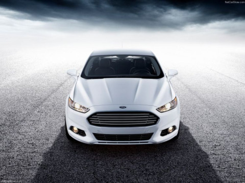 Ford Fusion (2013)