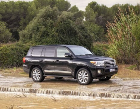 Toyota Land Cruiser 200