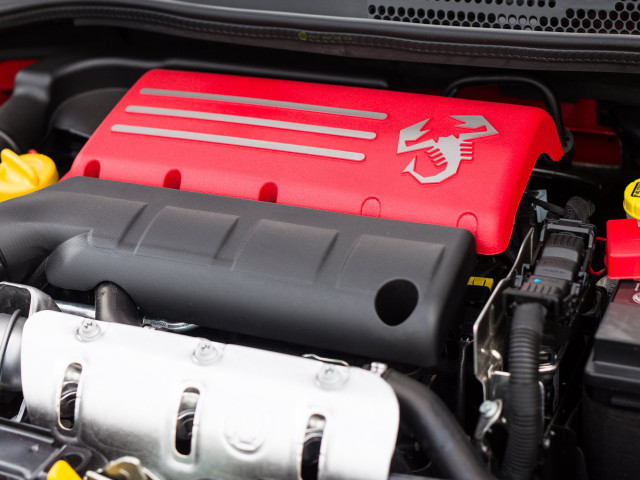 Abarth 595 фото