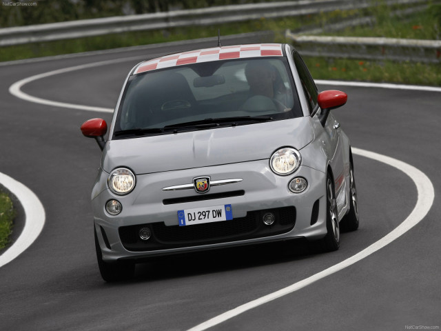 Abarth Fiat 500 фото