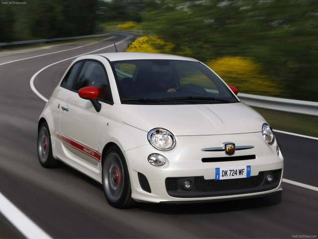 Abarth Fiat 500 фото