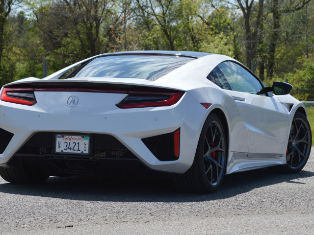 Acura NSX фото