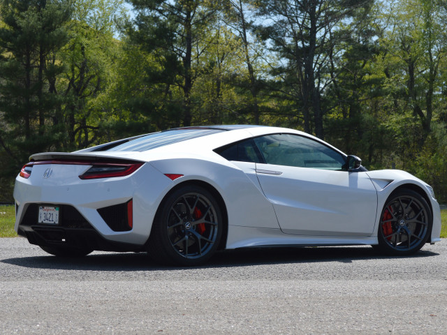 Acura NSX фото