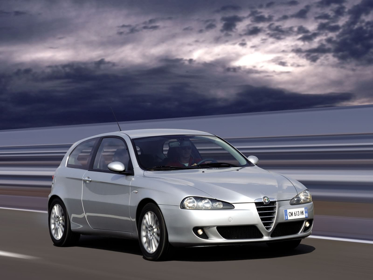 Alfa Romeo 147 3-door фото 15766