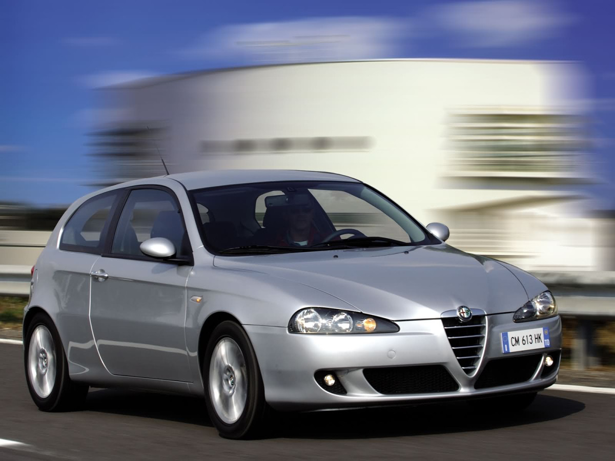 Alfa Romeo 147 3-door фото 15767