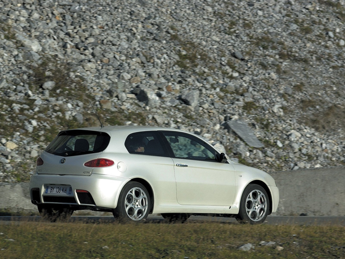 Alfa Romeo 147 GTA фото 9119