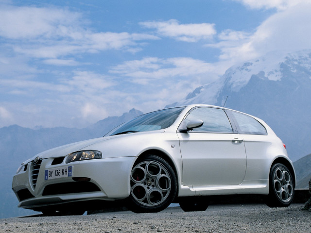 Alfa Romeo 147 GTA фото