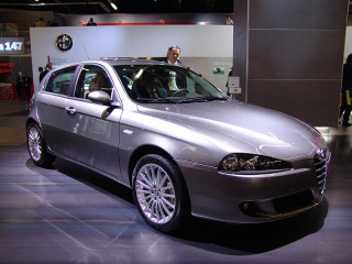 Alfa Romeo 147 фото