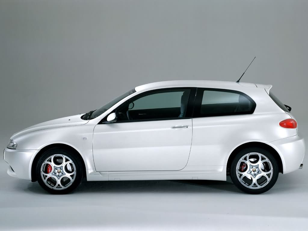 Alfa Romeo 147 фото 3174