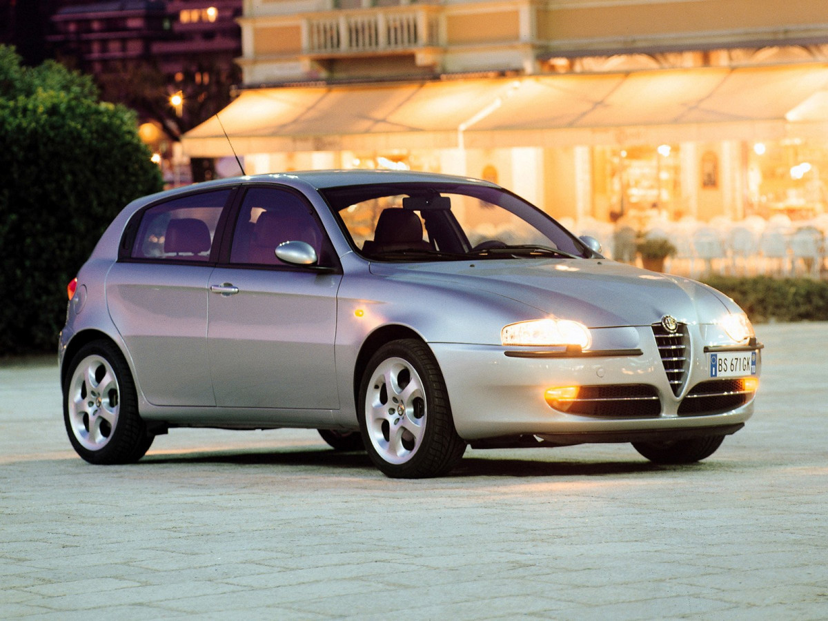 Alfa Romeo 147 фото 9069