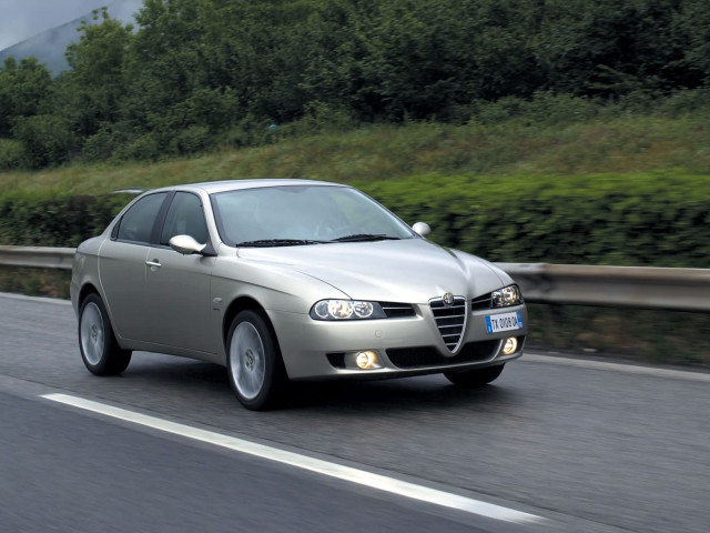 Alfa Romeo 156 фото