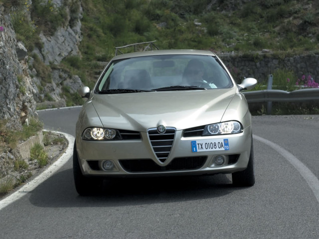 Alfa Romeo 156 фото