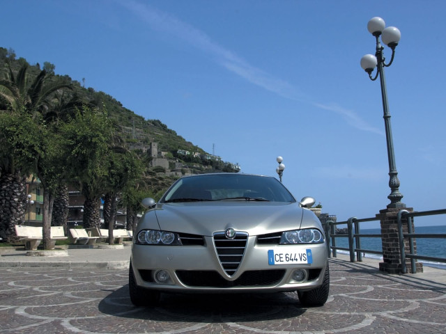 Alfa Romeo 156 фото