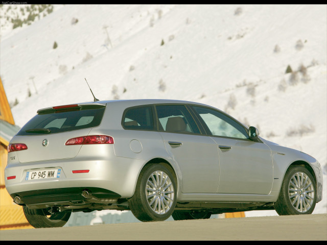 Alfa Romeo 159 Sportwagon фото