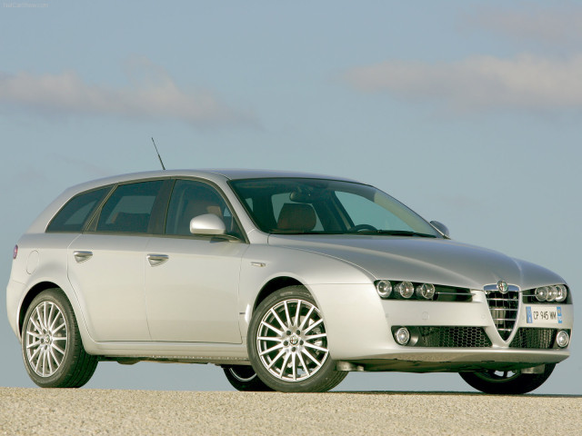 Alfa Romeo 159 Sportwagon фото