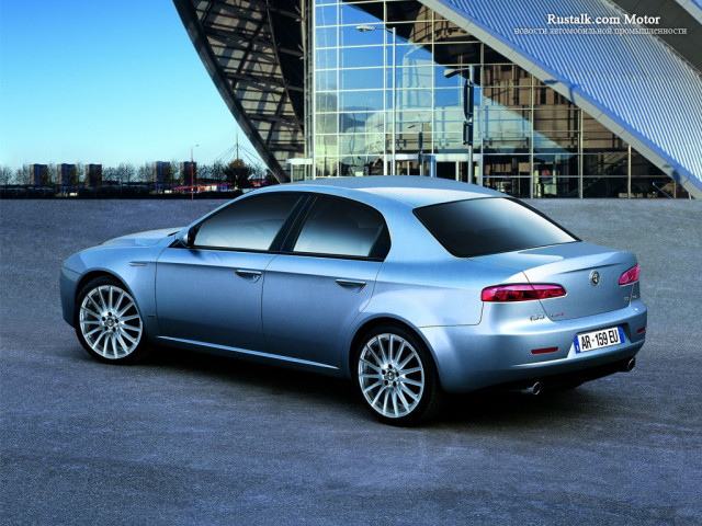 Alfa Romeo 159 фото