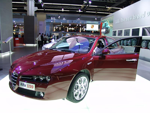 Alfa Romeo 159 фото