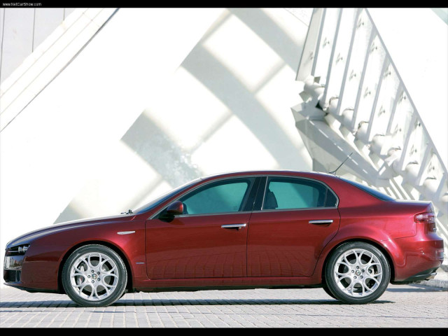 Alfa Romeo 159 фото