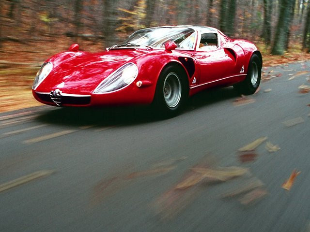 Alfa Romeo 33-2 Stradale фото