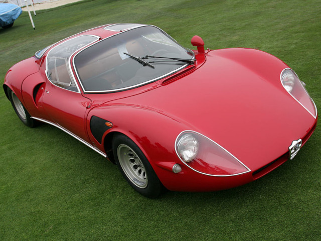 Alfa Romeo 33-2 Stradale фото