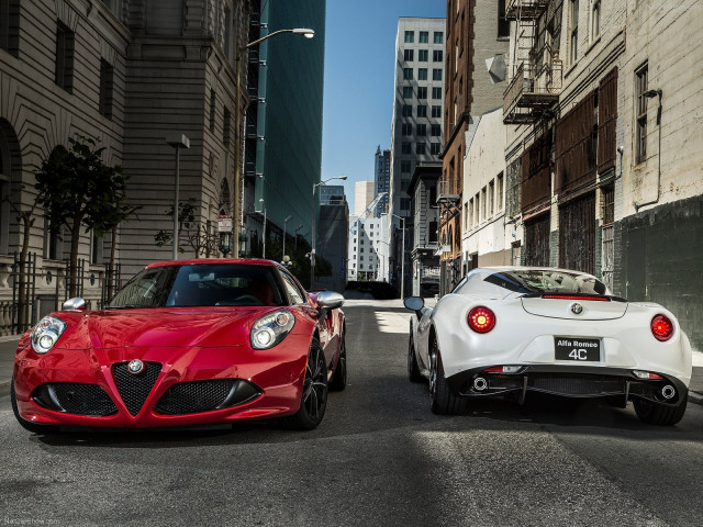 Alfa Romeo 4C Coupe US-Version фото