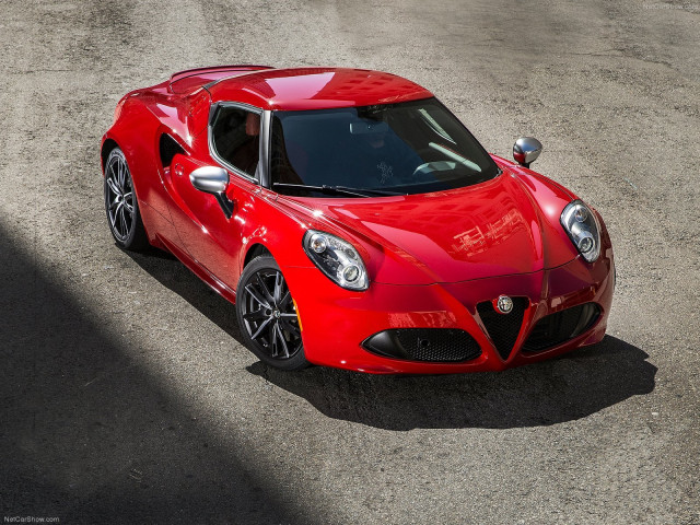 Alfa Romeo 4C Coupe US-Version фото