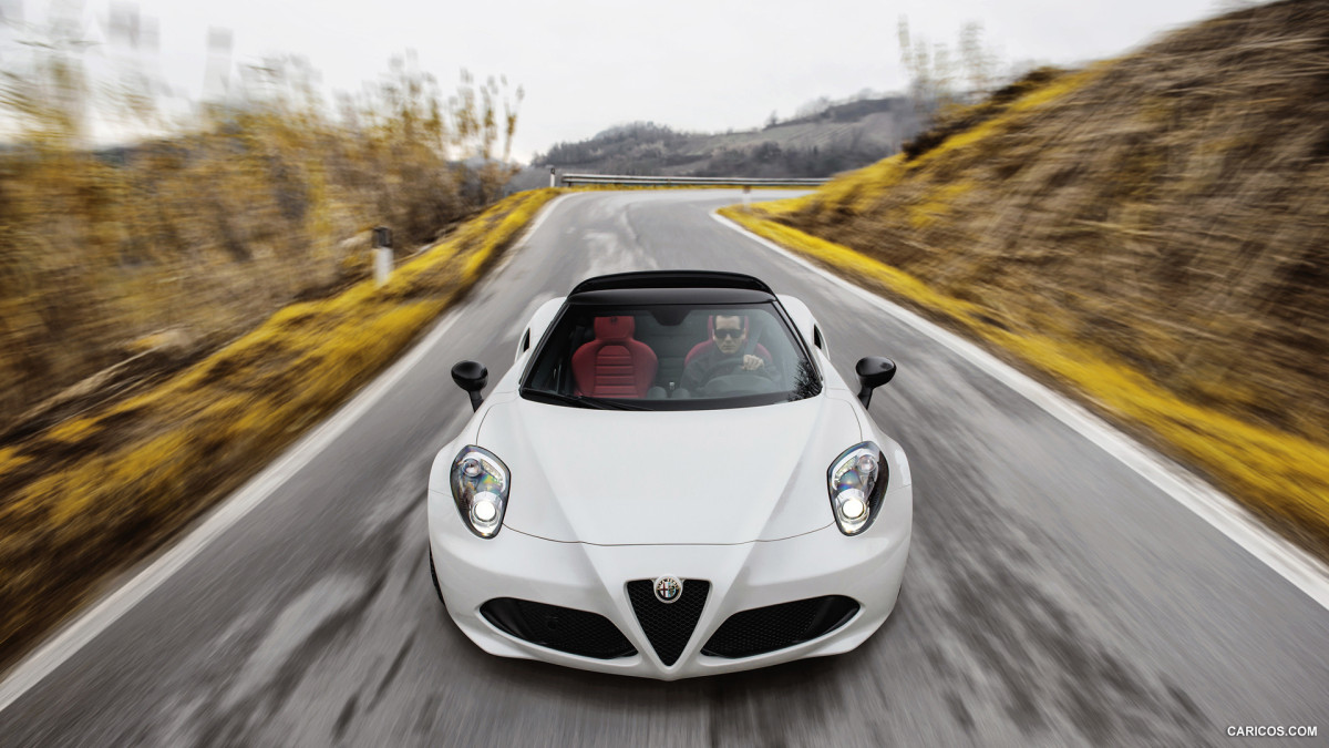 Alfa Romeo 4C Spider фото 141353