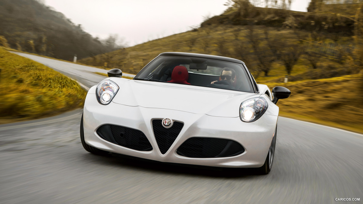 Alfa Romeo 4C Spider фото 141357