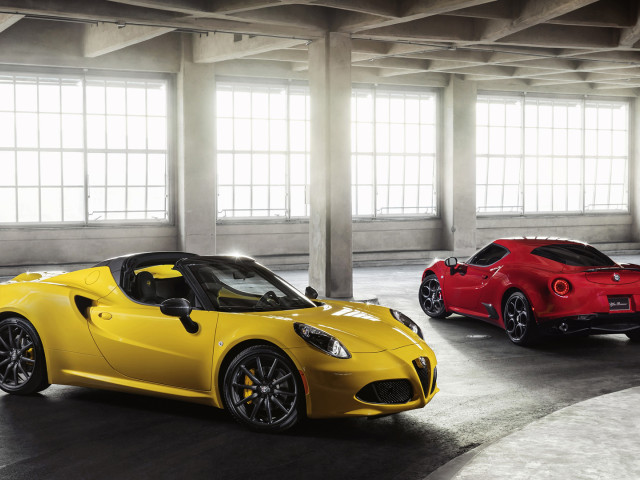 Alfa Romeo 4C Spider фото