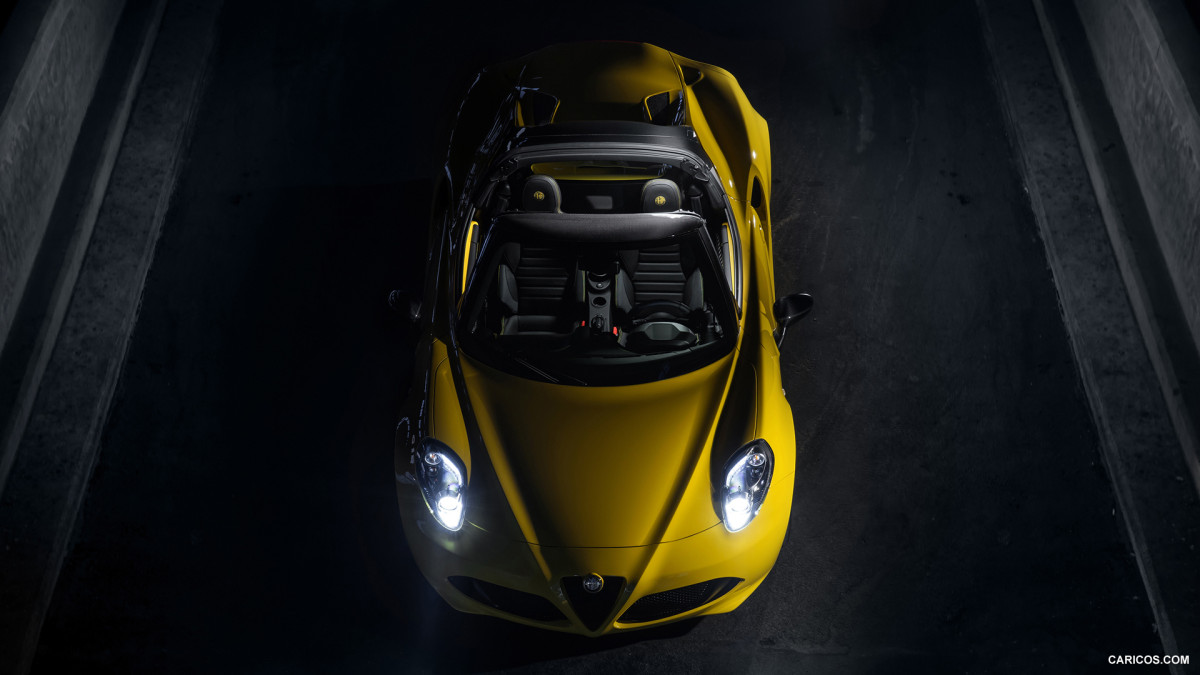 Alfa Romeo 4C Spider фото 141399