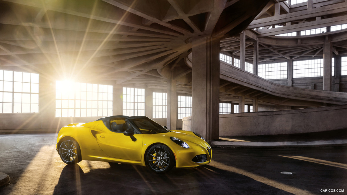 Alfa Romeo 4C Spider фото 141402