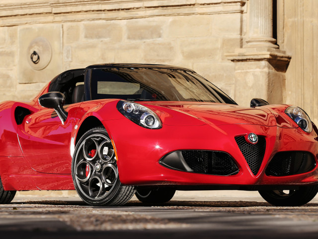 Alfa Romeo 4C Spider фото