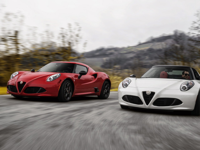 Alfa Romeo 4C Spider фото