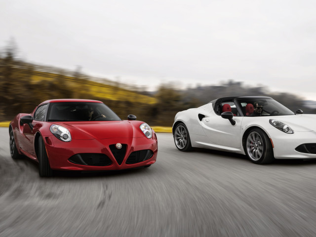 Alfa Romeo 4C Spider фото