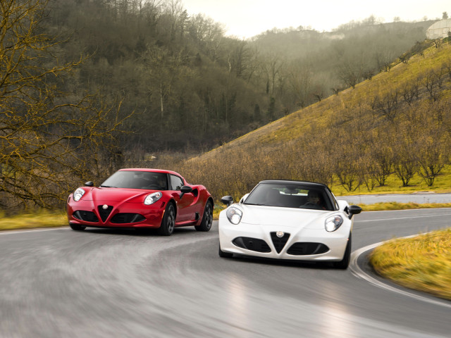 Alfa Romeo 4C Spider фото