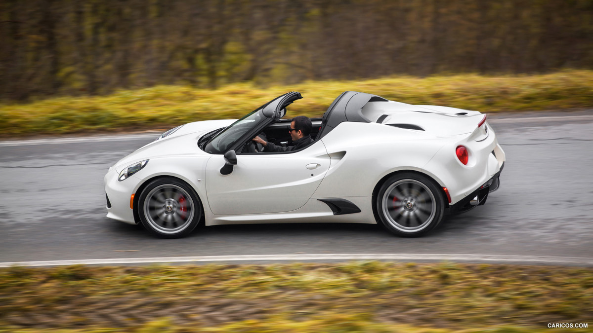 Alfa Romeo 4C Spider фото 141432